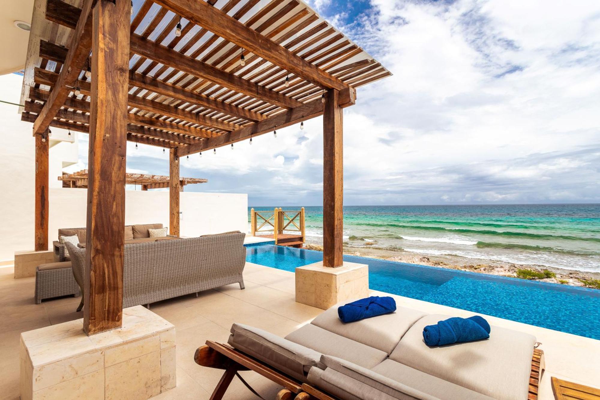 Casa Javi- Ocean Front Located Mid Isla Mujeres Villa Exterior photo