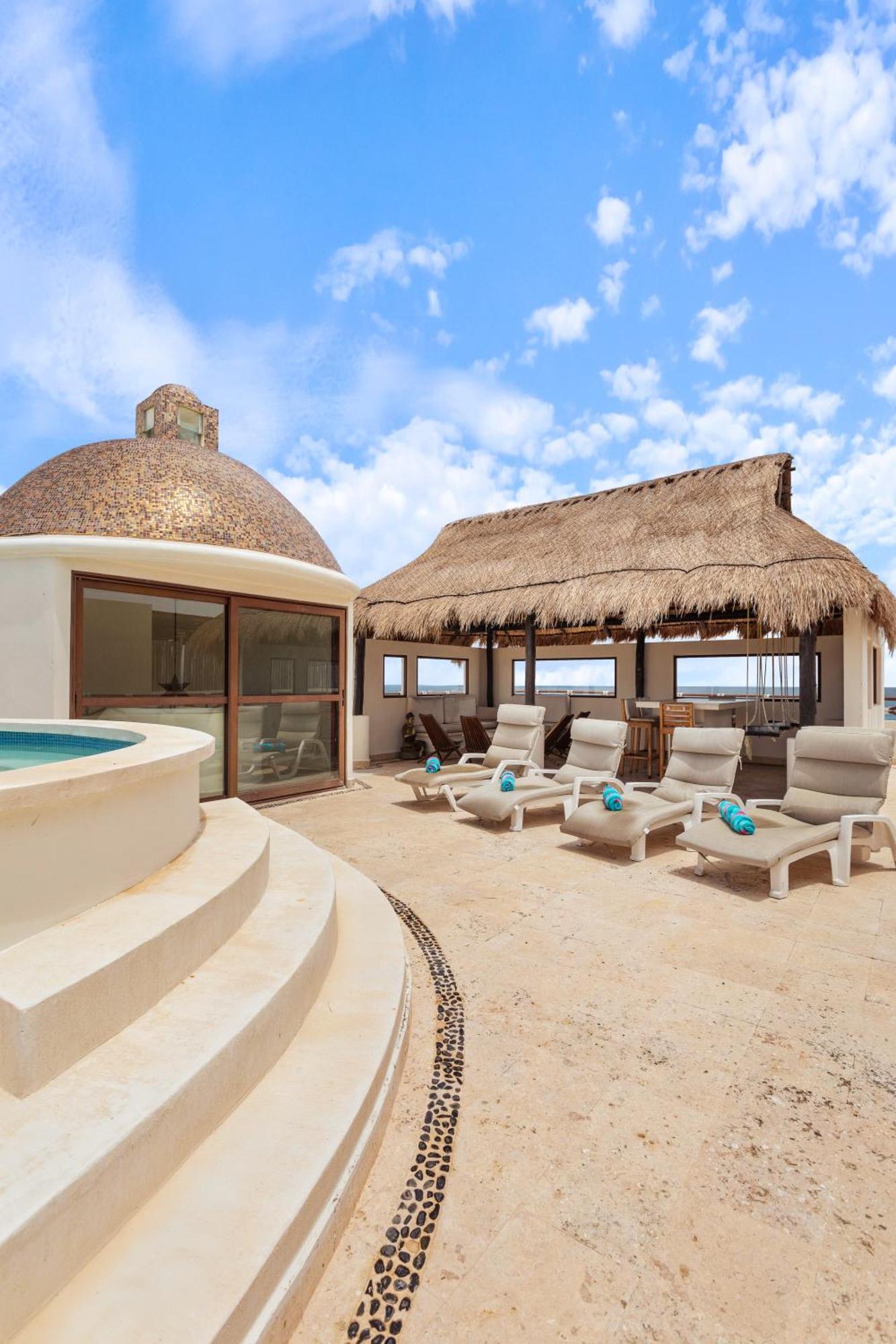 Casa Javi- Ocean Front Located Mid Isla Mujeres Villa Exterior photo