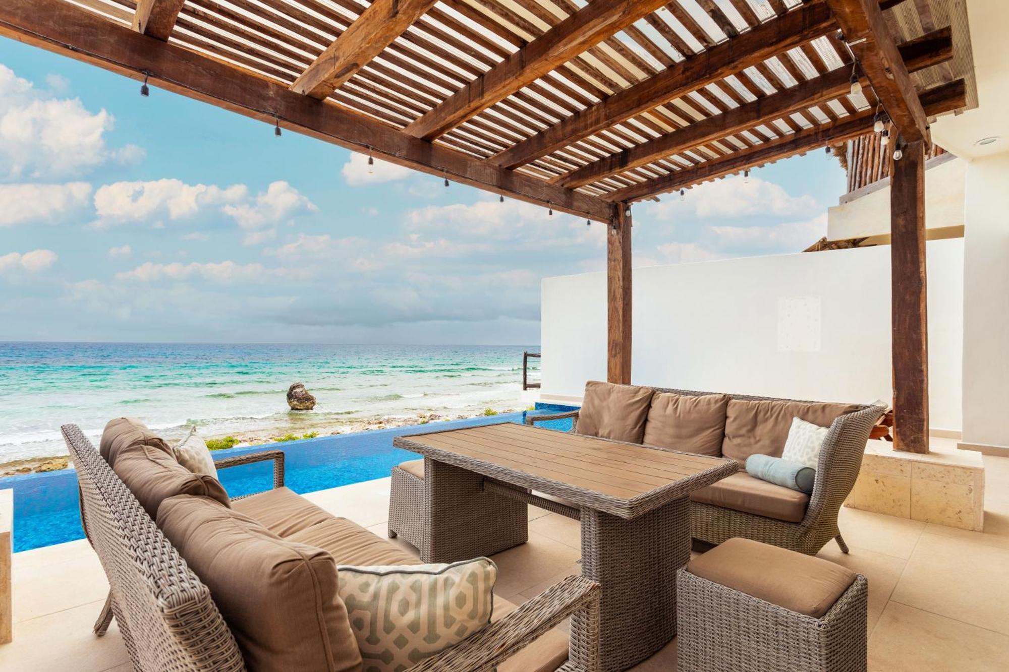 Casa Javi- Ocean Front Located Mid Isla Mujeres Villa Exterior photo