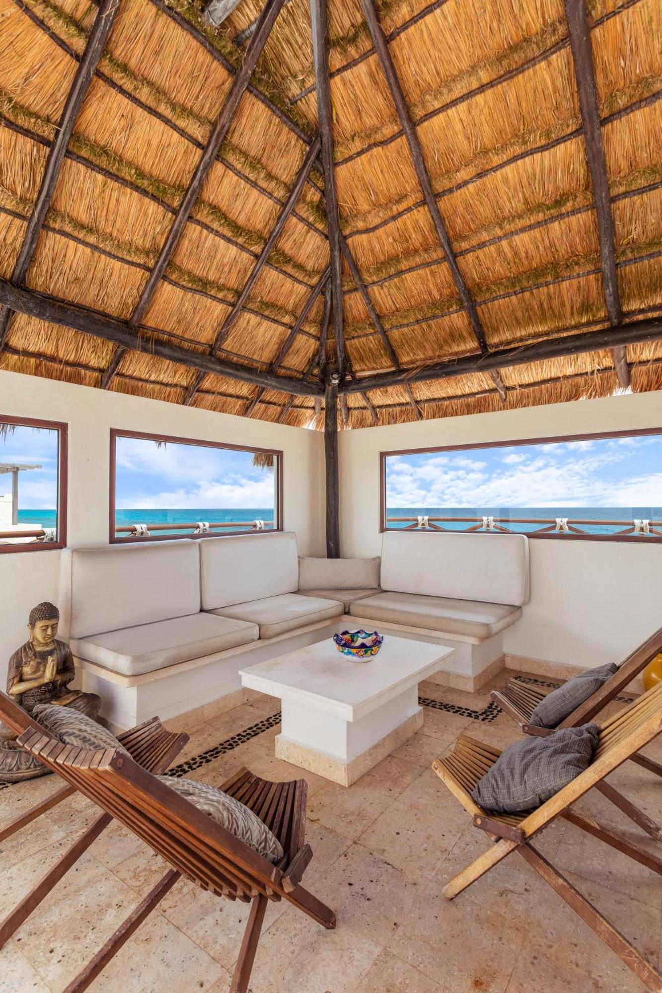 Casa Javi- Ocean Front Located Mid Isla Mujeres Villa Exterior photo